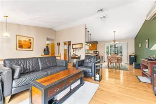 84 Lynde St, Providence, RI 02908 - Photo 11