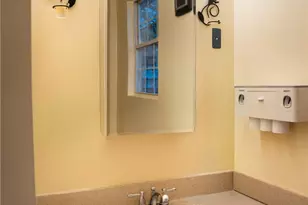 89 Dedham Ave, Providence, RI 02909 - Photo 19