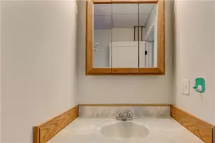 577 Spring St, Newport, RI 02840 - Photo 17
