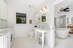 77 Janice Rd, Warwick, RI 02886 - Photo 35