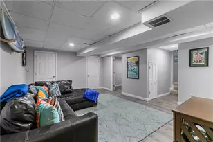 391 Valley Rd, Middletown, RI 02842 - Photo 25