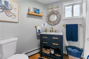 391 Valley Rd, Middletown, RI 02842 - Photo 13