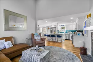 391 Valley Rd, Middletown, RI 02842 - Photo 11