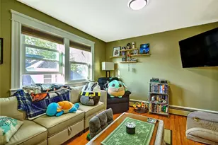 117 Cole Ave, Providence, RI 02906 - Photo 27