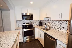 66 Girard Ave, Newport, RI 02840 - Photo 1