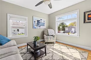 9 Mason Ave, Bristol, RI 02809 - Photo 13