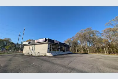 650 Greenwich Avenue, Warwick, RI 02886 - Photo 1