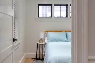 7 Dearborn St, Newport, RI 02840 - Photo 9