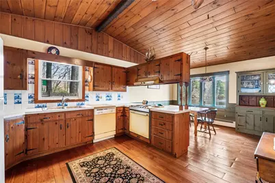 316 Court House Lane, Burrillville, RI 02859 - Photo 7
