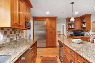 1 Pierce Ct, Barrington, RI 02806 - Photo 7