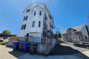 75 Prudence Ave, Providence, RI 02909 - Photo 3