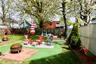 58 Myrtle St, Pawtucket, RI 02860 - Photo 9