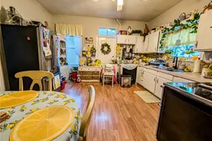 20 Henry St, Cranston, RI 02905 - Photo 15