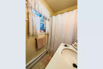 20 Henry Street, Cranston, RI 02905 - Photo 23