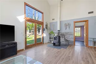68 Pershing Ave, Tiverton, RI 02878 - Photo 7