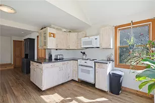 68 Pershing Ave, Tiverton, RI 02878 - Photo 15