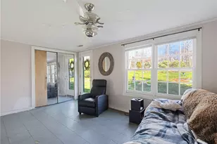 68 Pershing Ave, Tiverton, RI 02878 - Photo 9