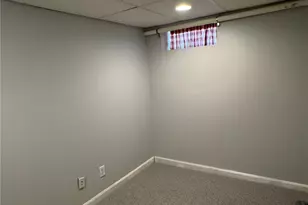 150 Salem Ave, Cranston, RI 02920 - Photo 31