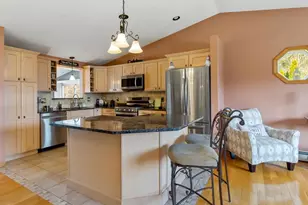 4 Sprague Cir, Johnston, RI 02919 - Photo 5