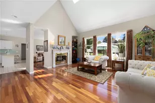 110 Osprey Dr, East Greenwich, RI 02818 - Photo 5