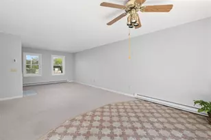 1 Willow Glen Cir, Warwick, RI 02889 - Photo 13