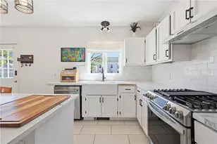 11 John St, Cumberland, RI 02864 - Photo 5