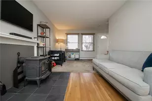 20 Findlay Pl, Newport, RI 02840 - Photo 5