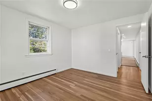 101 Bateman Ave, Cranston, RI 02920 - Photo 25