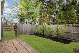 10 Manse Ct, Warwick, RI 02888 - Photo 39