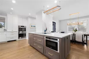 10 Manse Ct, Warwick, RI 02888 - Photo 9