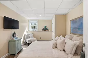 75 Oak Dell Cir, East Greenwich, RI 02818 - Photo 33