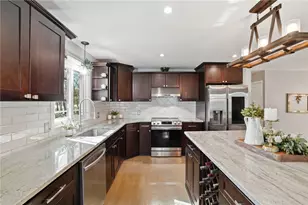 75 Oak Dell Cir, East Greenwich, RI 02818 - Photo 11