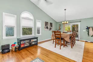 23 Detroit Ave, Warren, RI 02885 - Photo 17