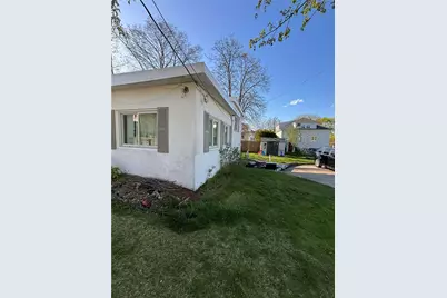 65 Hillcrest Avenue, Pawtucket, RI 02860 - Photo 5