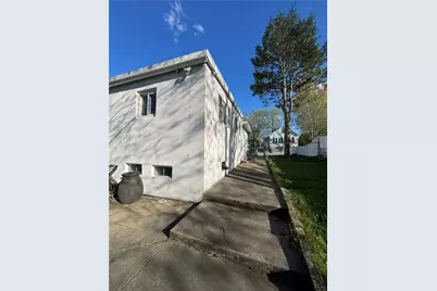65 Hillcrest Avenue, Pawtucket, RI 02860 - Photo 3