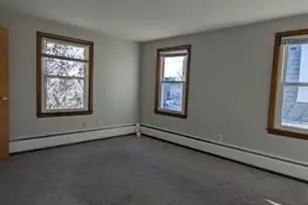 652 Armistice Blvd, Pawtucket, RI 02861 - Photo 7