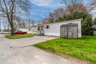534 Forest Park Rd, Middletown, RI 02842 - Photo 17
