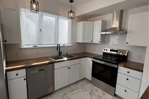 57 Gould St, Newport, RI 02840 - Photo 9