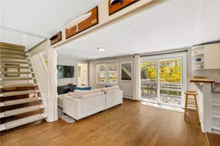 7 Cowsill Ln, Newport, RI 02840 - Photo 3