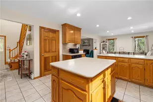 10 Oak Hill Rd, Scituate, RI 02831 - Photo 11