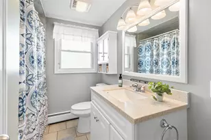 60 Greeley St, Pawtucket, RI 02861 - Photo 19