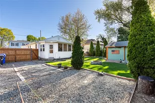 60 Greeley St, Pawtucket, RI 02861 - Photo 49