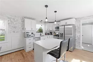 4 Angela Ct, North Providence, RI 02904 - Photo 3