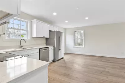 24 Blackburn Street, Warwick, RI 02886 - Photo 7