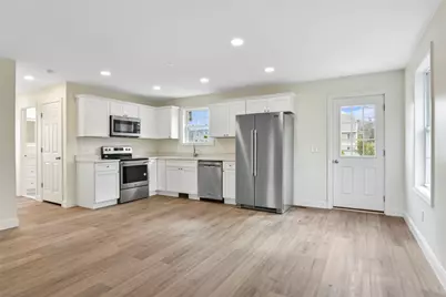24 Blackburn Street, Warwick, RI 02886 - Photo 5