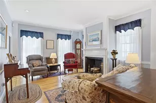 693 Hope St, Bristol, RI 02809 - Photo 15
