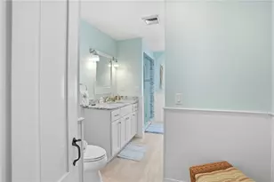 693 Hope St, Bristol, RI 02809 - Photo 33
