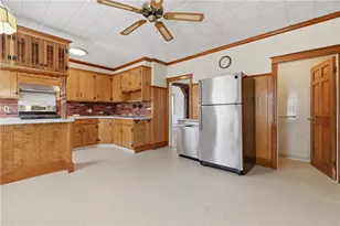 447 Winter St, Woonsocket, RI 02895 - Photo 7