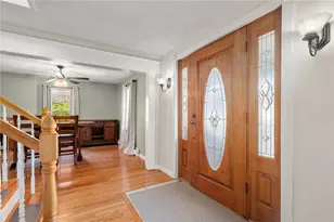 16 Elizabeth Ave, Smithfield, RI 02917 - Photo 7