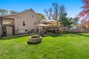 16 Elizabeth Ave, Smithfield, RI 02917 - Photo 45